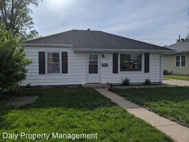 1816 N Broadwell Ave