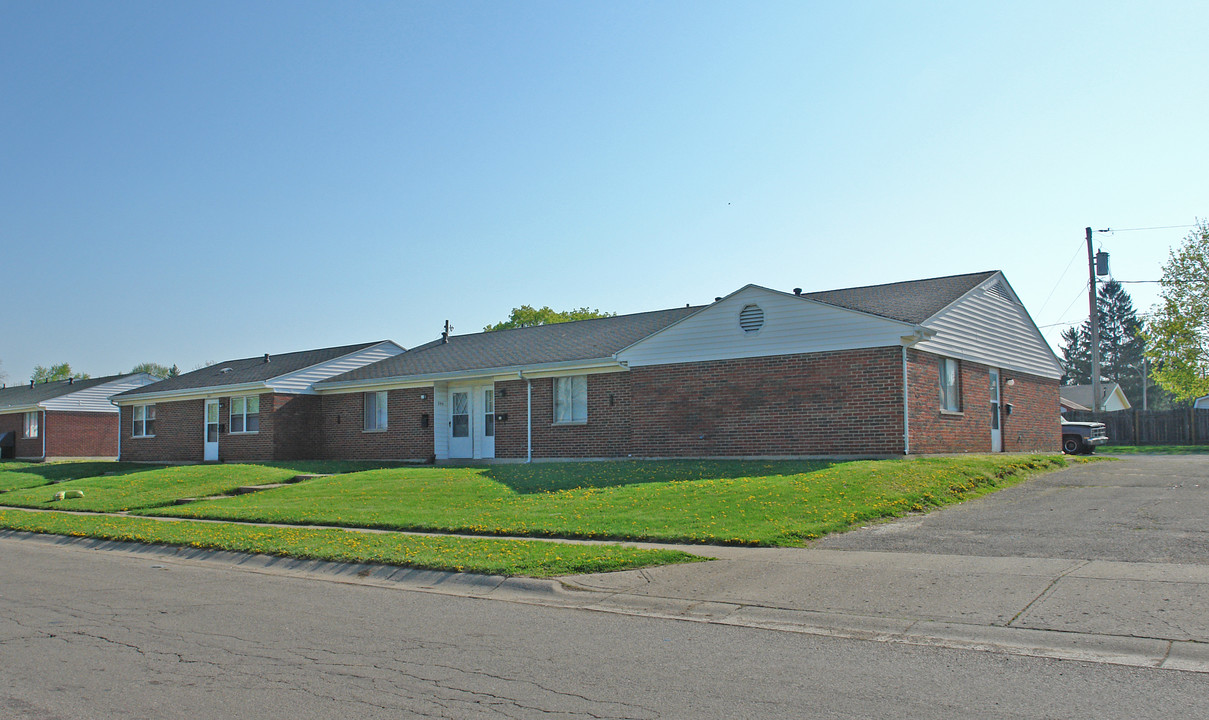 232-238 Orth Dr in New Carlisle, OH - Building Photo