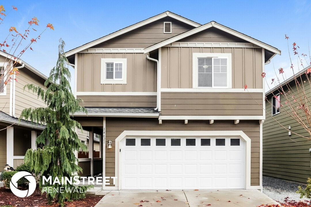 14621 46th Ave NE in Marysville, WA - Building Photo