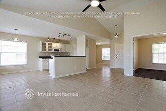 4207 Donnington Dr in Parrish, FL - Foto de edificio - Building Photo