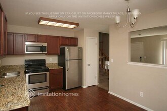 9900 Detroit St in Thornton, CO - Foto de edificio - Building Photo