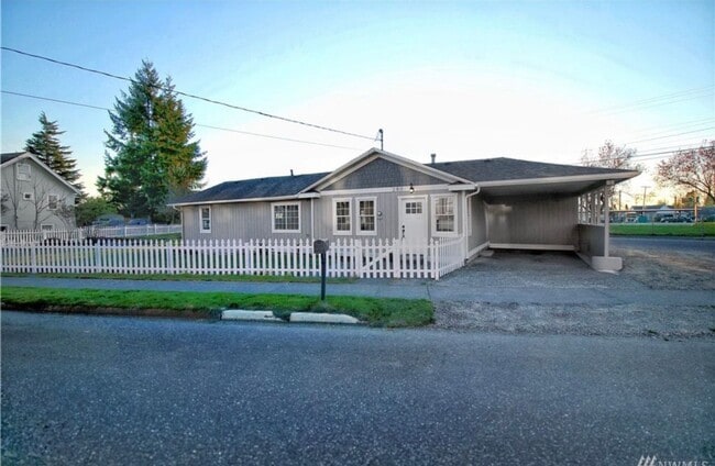 property at 280 N River Ave