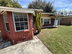 3411 Marland St in Jacksonville, FL - Building Photo
