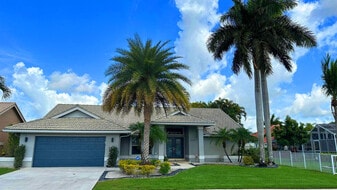6448 Blue Bay Cir in Greenacres, FL - Building Photo