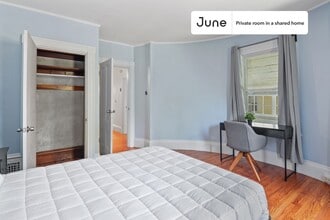 Private bedroom in 6 bed/1.5 bath Home in Boston, MA - Building Photo - Building Photo