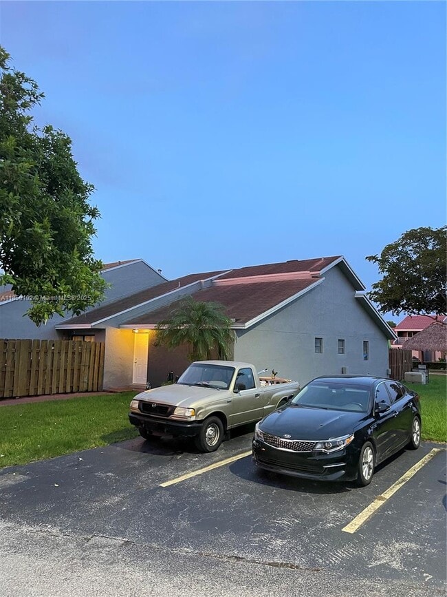 8371 SW 148th Pl in Miami, FL - Building Photo - Building Photo