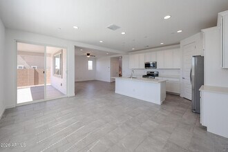 12073 Calle de Pompas W in Peoria, AZ - Building Photo - Building Photo