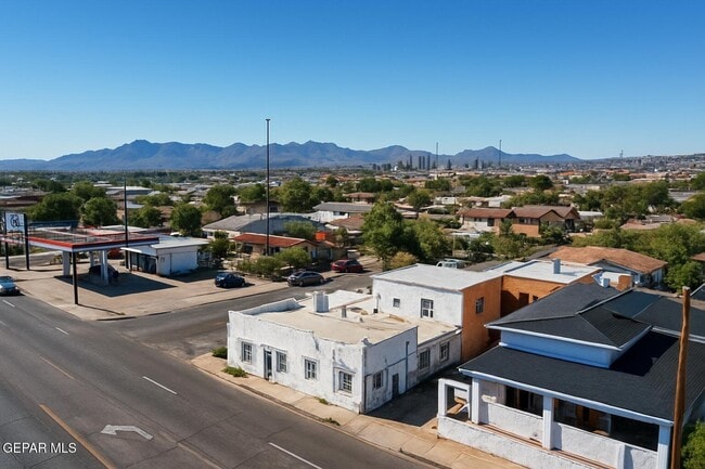 property at 601 N Copia St