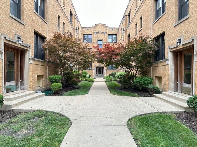property at 2617 N Spaulding Ave