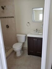 1715 SW 102nd Ct, Unit 1 in Miami, FL - Building Photo - Building Photo
