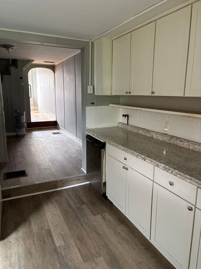 25 E Allen St in Mechanicsburg, PA - Building Photo - Building Photo