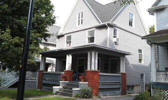 36 Avondale Park, Unit 2