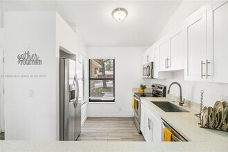 1194 Hyacinth Pl in Wellington, FL - Building Photo - Building Photo