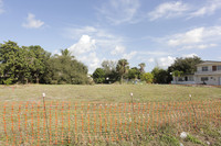 Lofts at Oakland Park in Oakland Park, FL - Building Photo - Building Photo