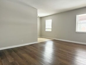 700 Village Ln in Newburgh, IN - Building Photo - Building Photo