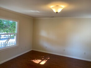 110 Dyer St in Orcutt, CA - Building Photo - Building Photo