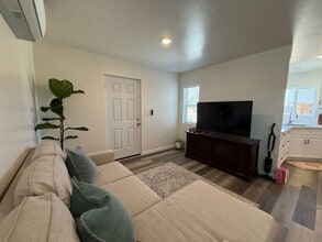 1302 Sapphire Dr in Santa Maria, CA - Building Photo - Building Photo