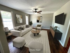 1022 Cherry Hills Ct in Athens, GA - Building Photo - Building Photo