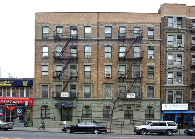 520-528 W 145th St in New York, NY - Foto de edificio - Building Photo