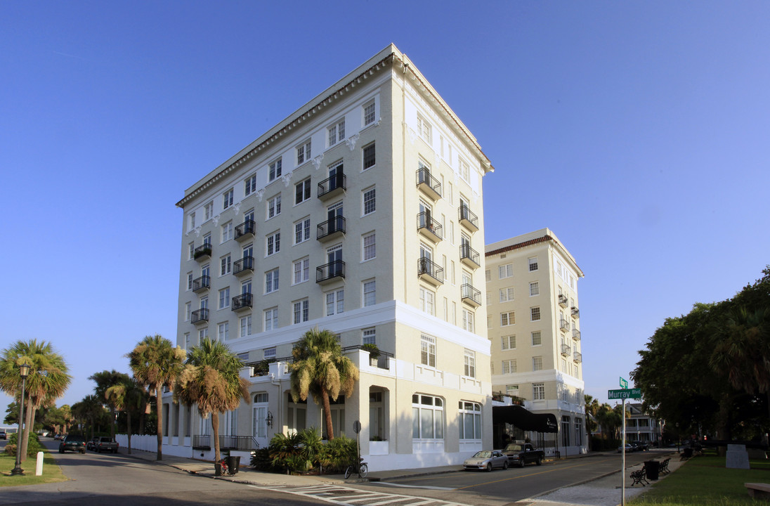 Fort Sumter House in Charleston, SC - Foto de edificio