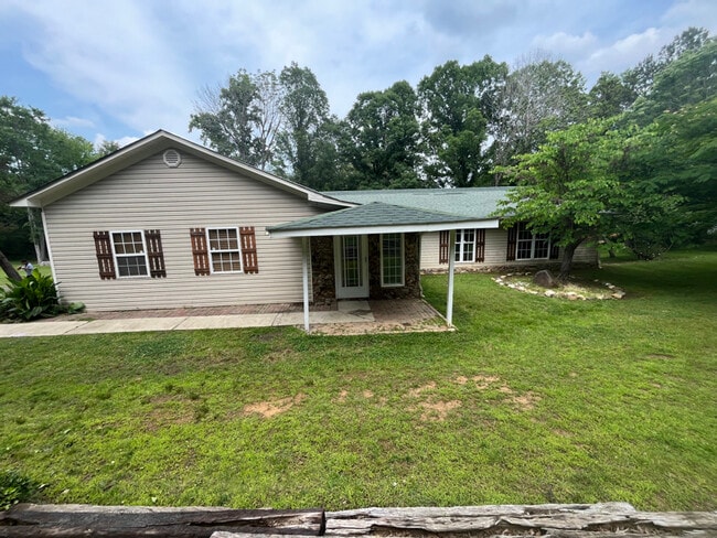 property at 1828 Tabernacle Church Rd