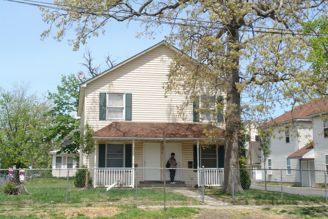 519 Asbury Ave in Asbury Park, NJ - Building Photo