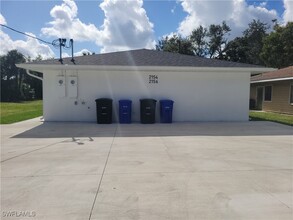 2154 Edison Ave in Ft. Myers, FL - Building Photo - Building Photo