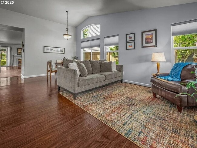 30822 NW Brooking Ct in North Plains, OR - Building Photo - Building Photo