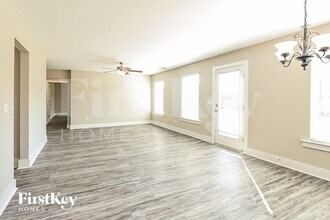 224 Ivy Hills Cir in Calera, AL - Foto de edificio - Building Photo