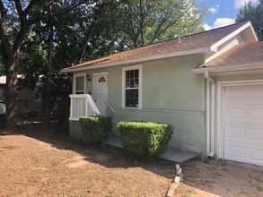 5411 Chesterfield Ave in Austin, TX - Building Photo - Building Photo