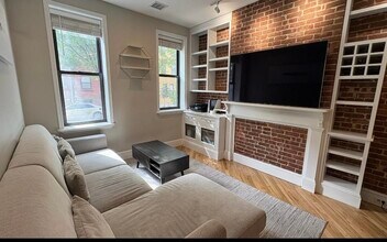 123 Willow Ave in Hoboken, NJ - Foto de edificio - Building Photo