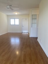 1021 Crystal Lake Dr, Unit 308 in Deerfield Beach, FL - Building Photo - Building Photo