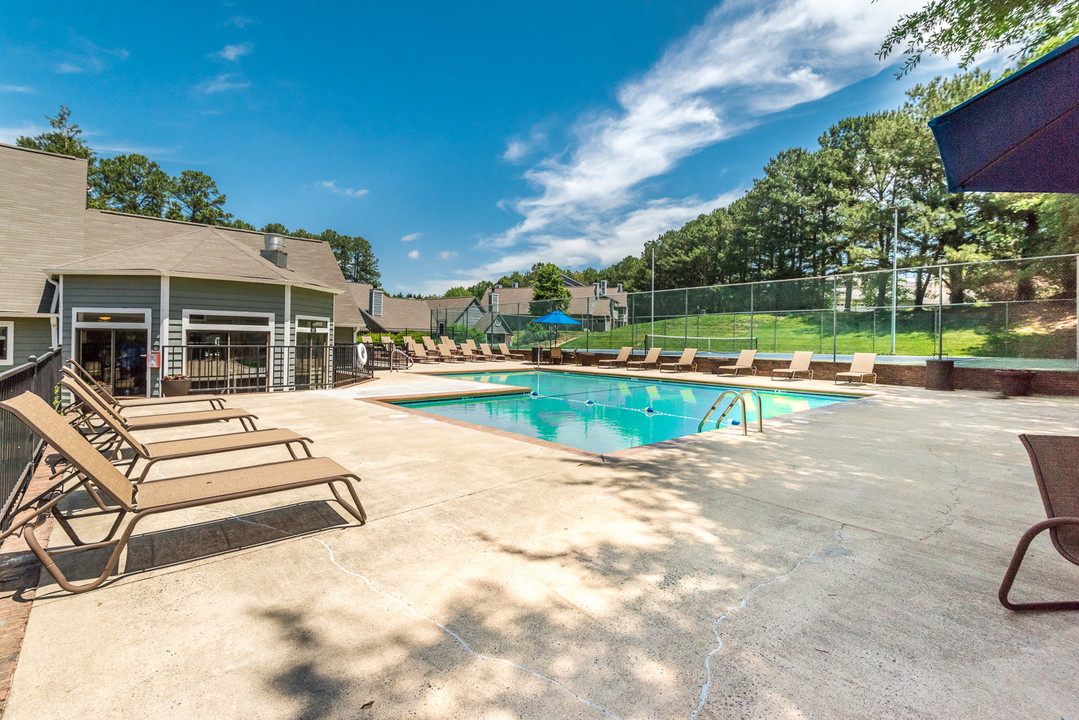 Rock Creek Apartments in Carrboro, NC - Foto de edificio