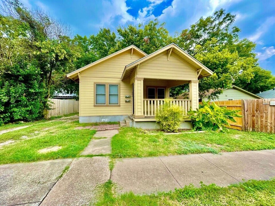 506 E 38th St in Austin, TX - Building Photo