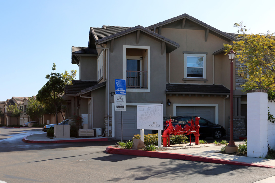 The Crossings in San Diego, CA - Building Photo