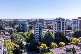 Carlton Towers in Vancouver, BC - Building Photo - Building Photo