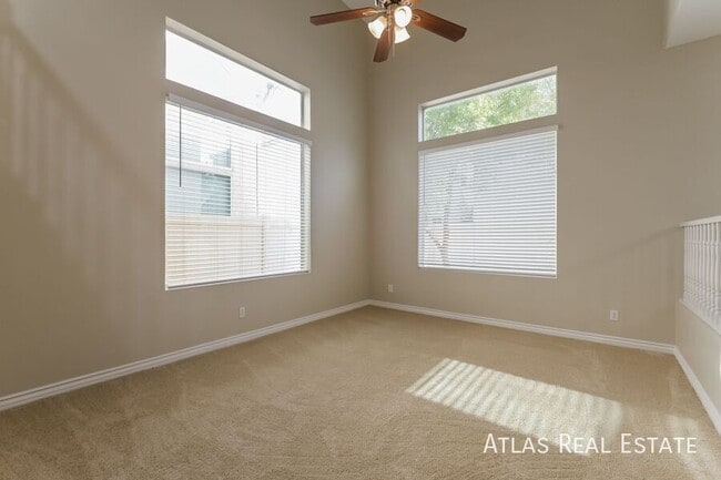 10326 Cherry Brook St in Las Vegas, NV - Building Photo - Building Photo