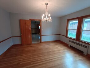 75 Forest St in Medford, MA - Foto de edificio - Building Photo