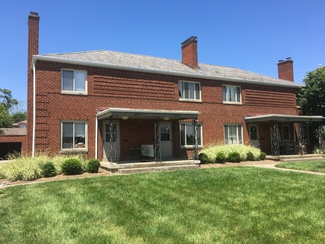 property at 2111 Ridgeview Rd
