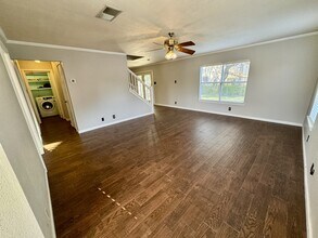 7706 Sandia Bluff in San Antonio, TX - Building Photo - Building Photo