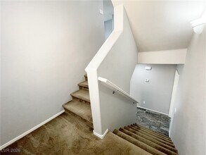 10520 Shiny Skies Dr in Las Vegas, NV - Building Photo - Building Photo