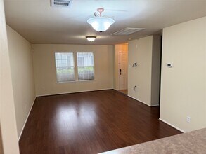 1539 Nichole Woods Dr in Houston, TX - Building Photo - Building Photo