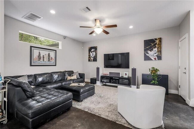 property at 1110 Concordia Ave