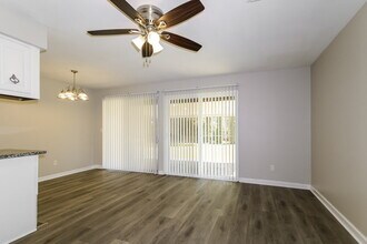 3160 Hargrove Ln in Florissant, MO - Building Photo - Building Photo