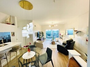 1405 Tuscany Way, Unit 1405 in Boynton Beach, FL - Foto de edificio - Building Photo