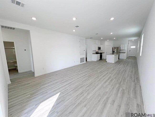 1047 Drago Dr in Baton Rouge, LA - Building Photo - Building Photo