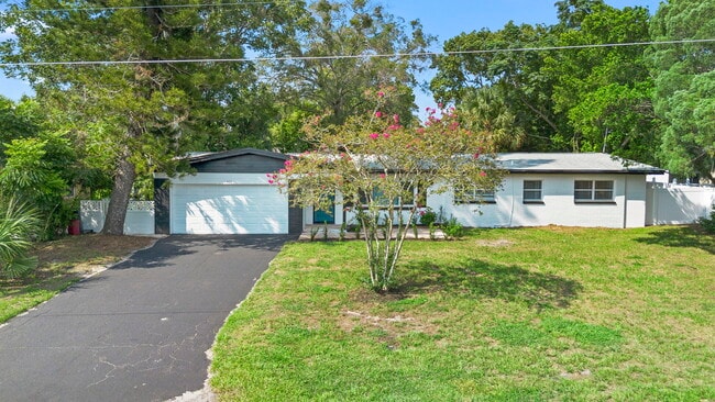 505 Lake Shore Dr in Maitland, FL - Foto de edificio - Building Photo