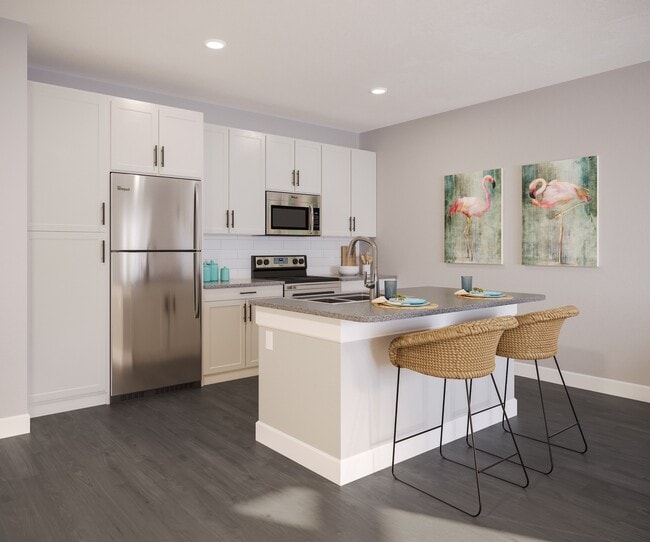 Tailor Apartments in Ft. Myers, FL - Building Photo - Building Photo