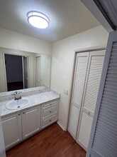 9137 Fontainebleau Blvd in Miami, FL - Building Photo - Building Photo