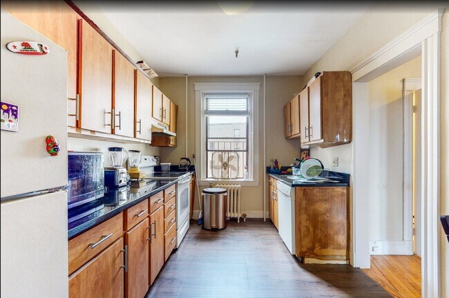 property at 6 Sutherland Rd